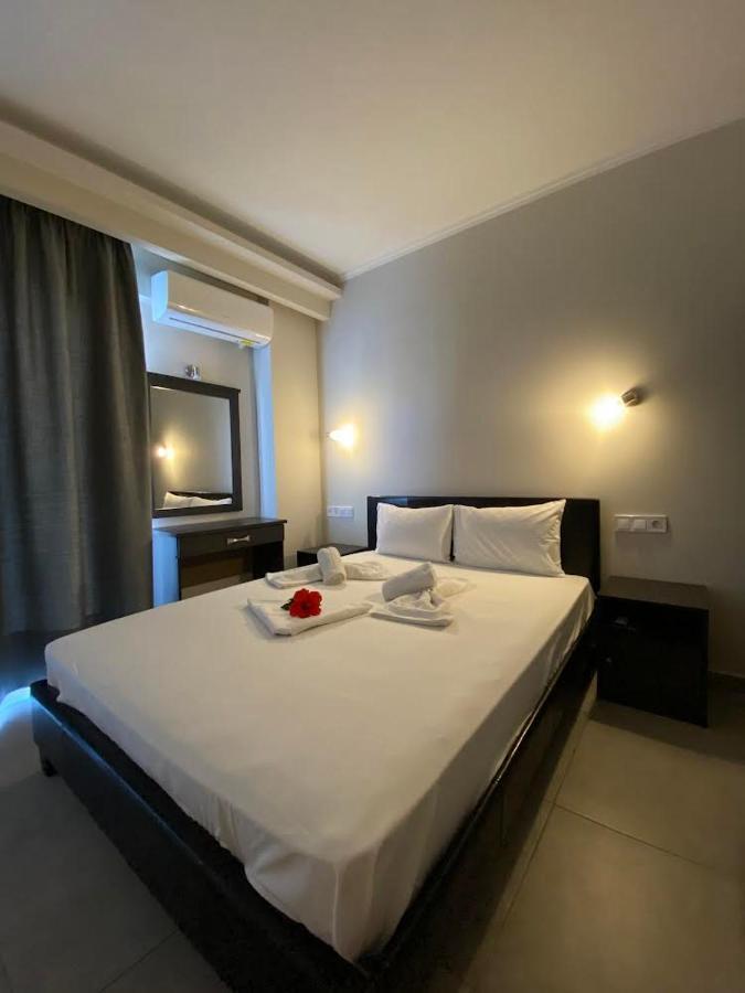 Hotel Banbus Loutra Edipsou  Exterior photo